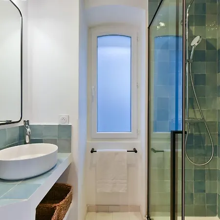 L'emeraude Duplex Confortable Au Coeur De Cannes, Proche Du Midi Et Palais Apartment